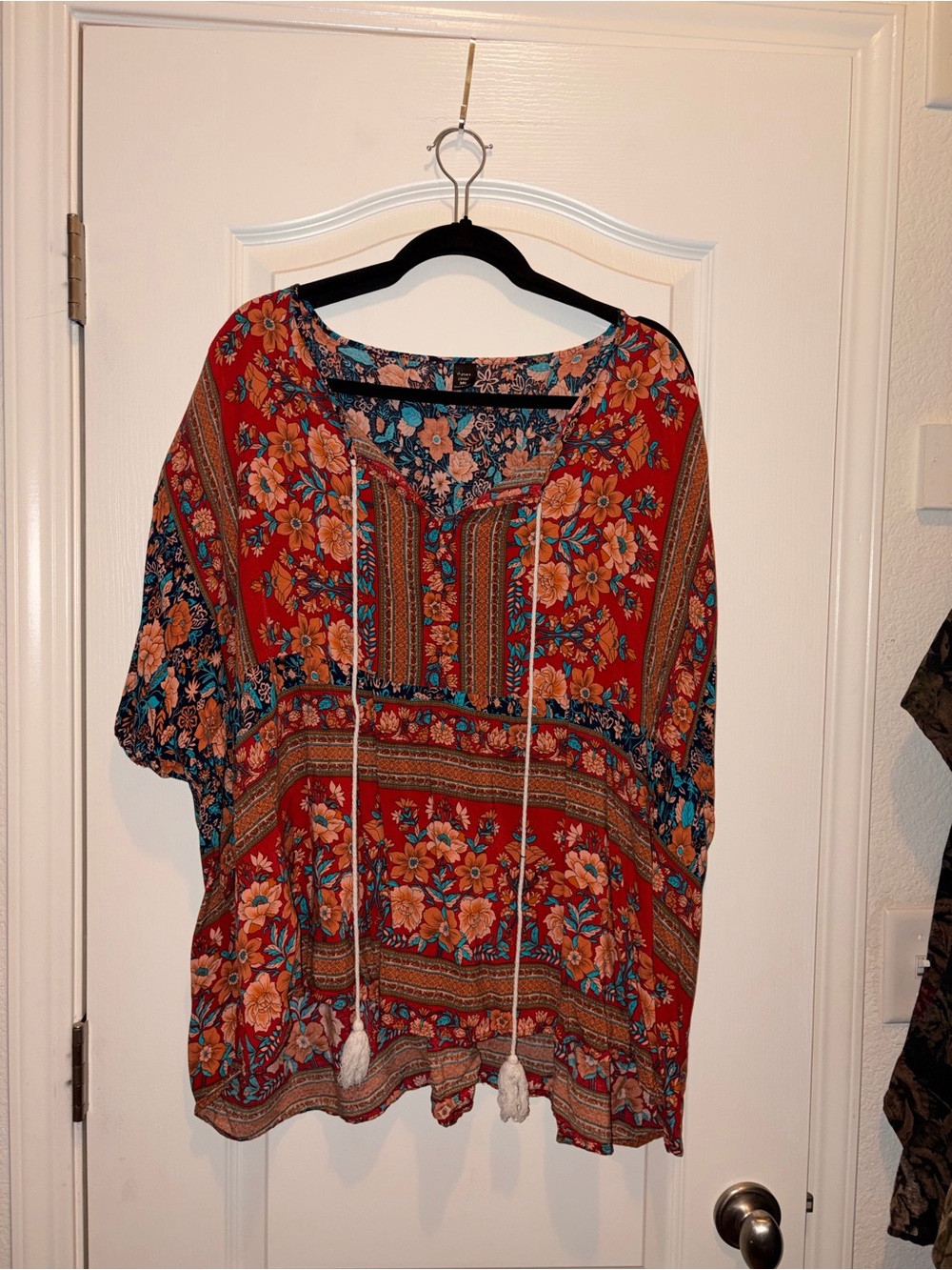 SHEIN Rust Floral Short Sleeve Tunic with Blue Accents